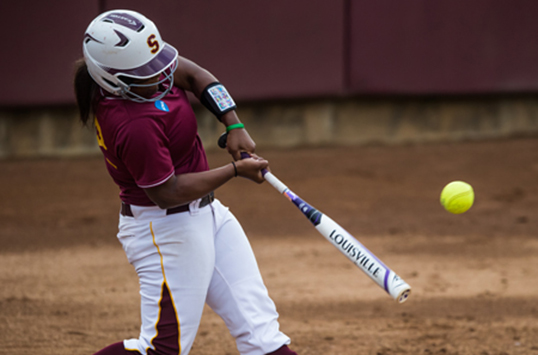 Dorsey's Late RBI Pushes Salisbury Softball Past DePauw, 2-1, in NCAA Championship Opener